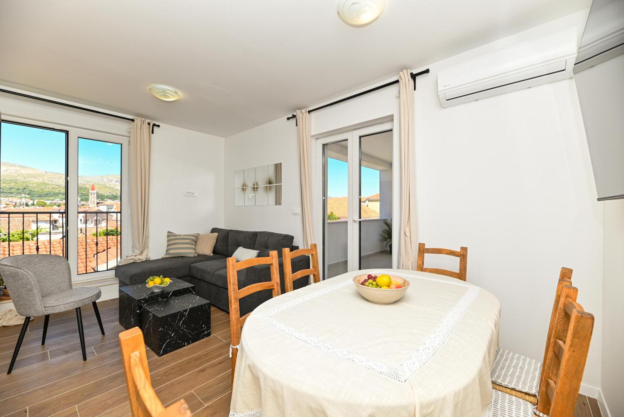 Downtown Apartments Maar Trogir Exterior foto